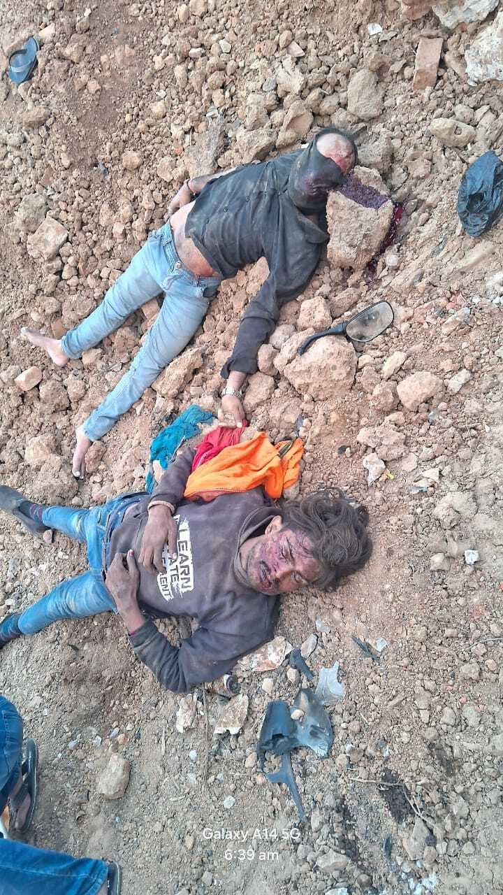 पुल में निकले छड़ से टकराकर बाइक सवार युवक की मौत, दूसरे की हालत गंभीर