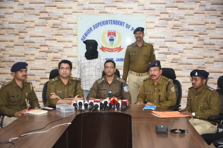 Jamshedpur News : भाजपा नेता अभय सिंह के भांजा पर हमला मामले में तीन गिरफ्तार, पिस्तौल बरामद