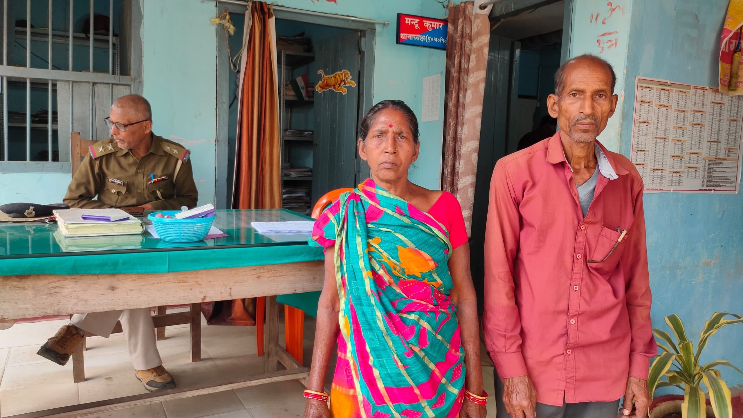 पुत्र को गोली मारकर जख्मी करने के मामले में अब पत्नी को दे रहा केस उठाने की धमकी