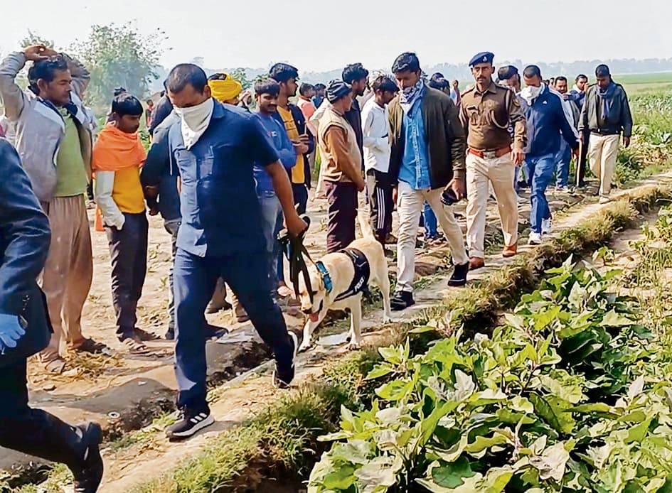 लापता बच्चे का शव पड़ोसी के घर से बरामद
