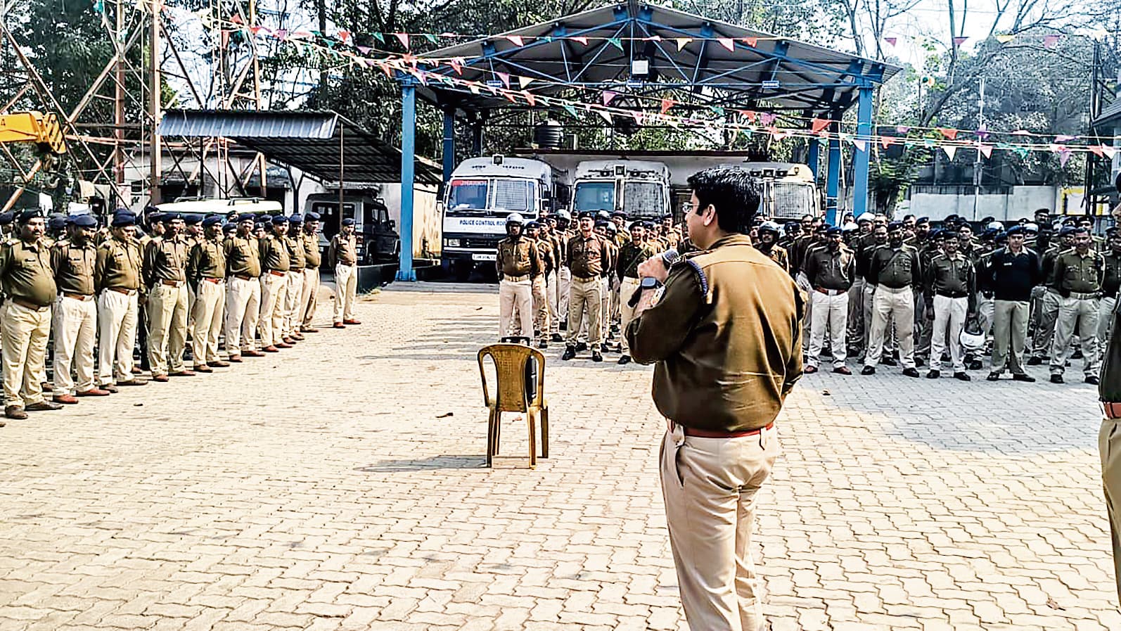 Jamshedpur News : थाना, पीसीआर, टाइगर मोबाइल के अलावे 10 अतिरिक्त बाइक पेट्रोल करेगी शहर में गश्ती, एसएसपी ने दिये ये निर्देश