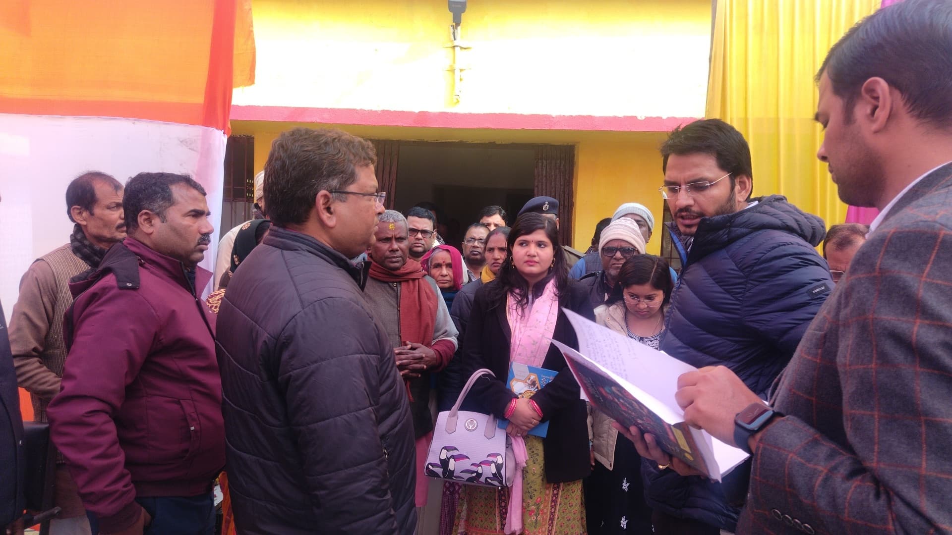 Madhubani News : कैथीनियां पंचायत सरकार भवन में जनसंवाद कार्यक्रम