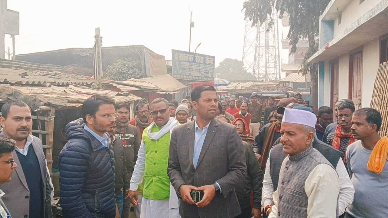 Madhubani News : लक्ष्मीपुर चौक स्थित विजय आश्रम का होगा सौंदर्यीकरण