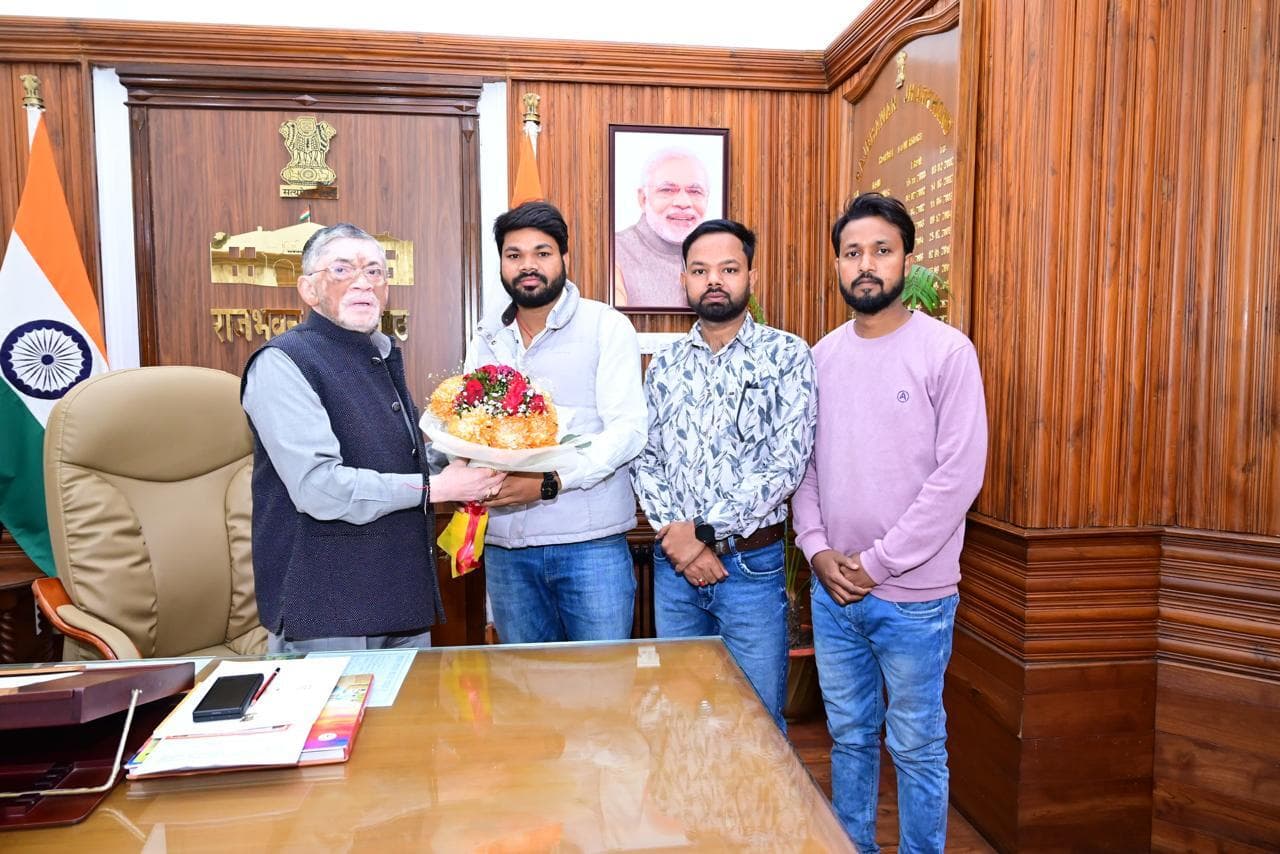 Jamshedpur News : राज्यपाल से मिले चांडिल डैम के विस्थापित