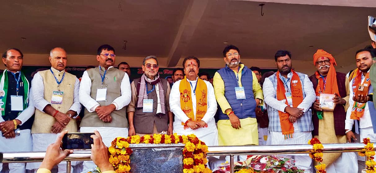 एनडीए के कार्यकर्ता सम्मेलन में पांच दलों ने दिखायी ताकत, उमड़ा हुजूम