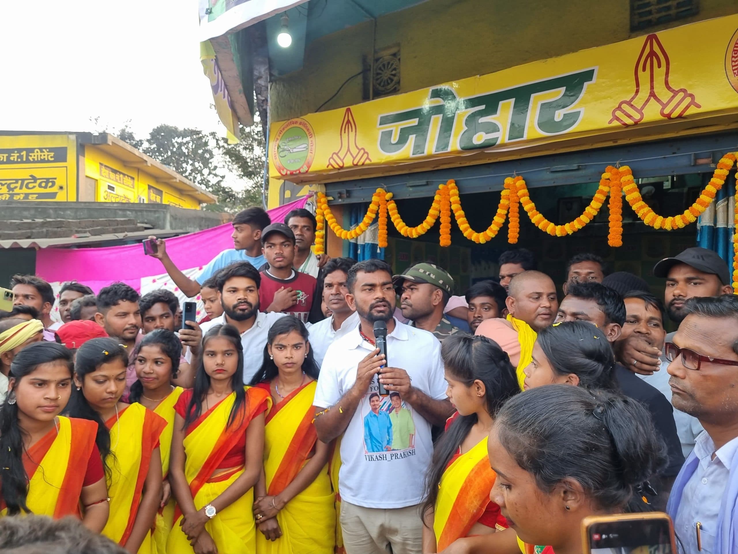 Jamshedpur news. चांडिल डैम के विस्थापितों के मुद्दे को विधानसभा में उठायेंगे : जयराम महतो