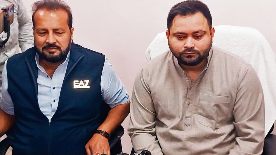 Siwan News : बिहार में हुए भ्रष्टाचार का सबूत के साथ करेंगे पर्दाफाश : तेजस्वी