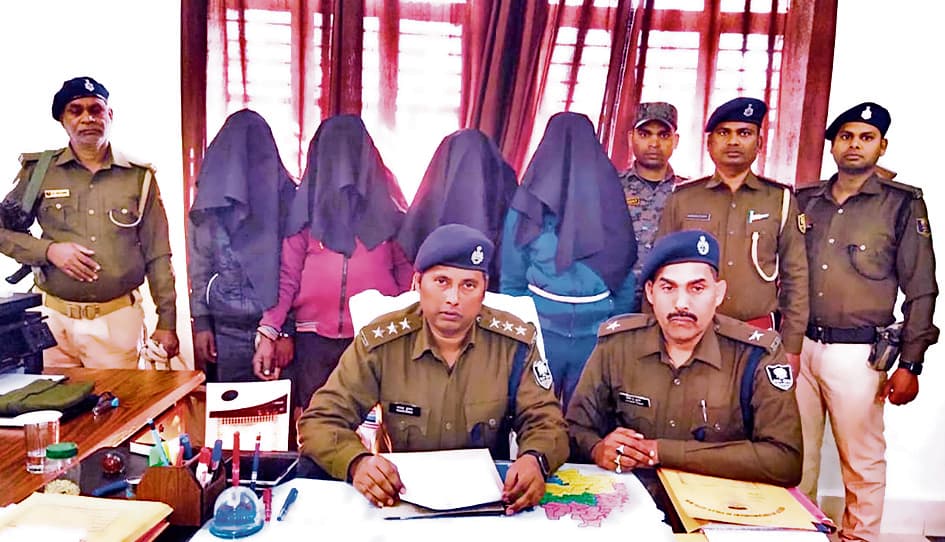 Gaya News : एंबुलेंसकर्मी की हत्या के मामले में चार गिरफ्तार, छापेमारी जारी