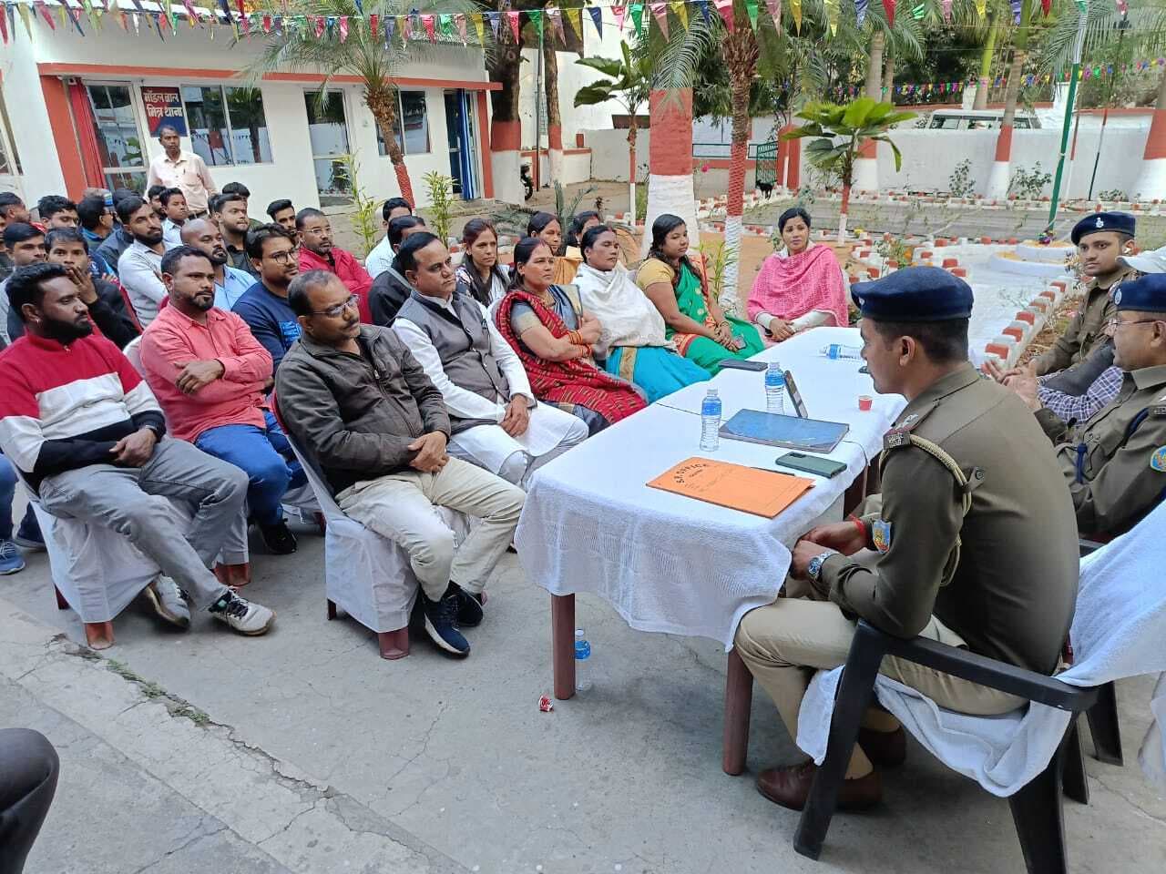 पूजा समितियां गाइड लाइन का पालन करें
