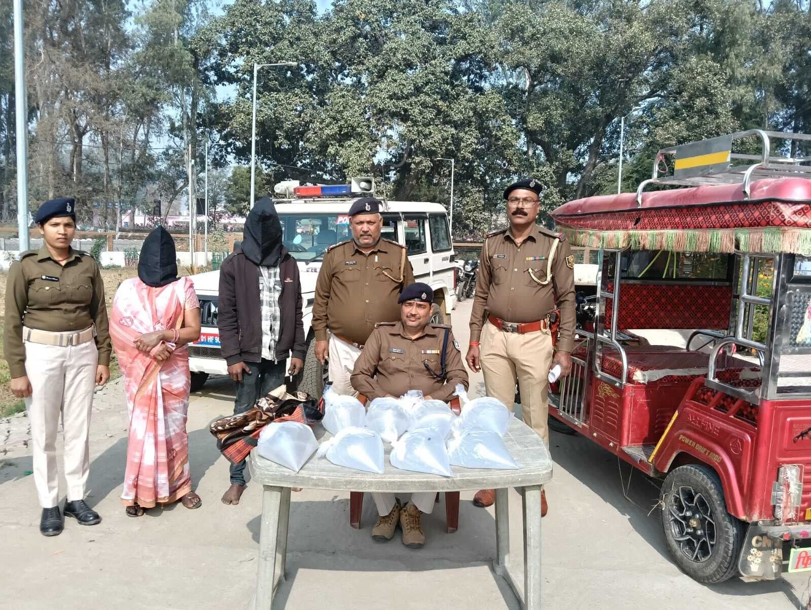32 लीटर देसी शराब के दो तस्कर गिरफ्तार, भेजा जेल