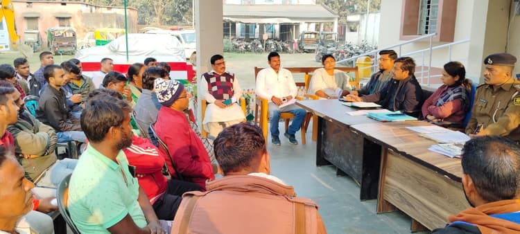 लॉडस्पीकर बजाने के लिए अनुमंडल पदाधिकारी से लेनी होगी अनुमति