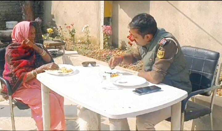 बेटा-पुतोहु की प्रताड़ना से परेशान वृद्ध महिला ने थाने में लगायी गुहार