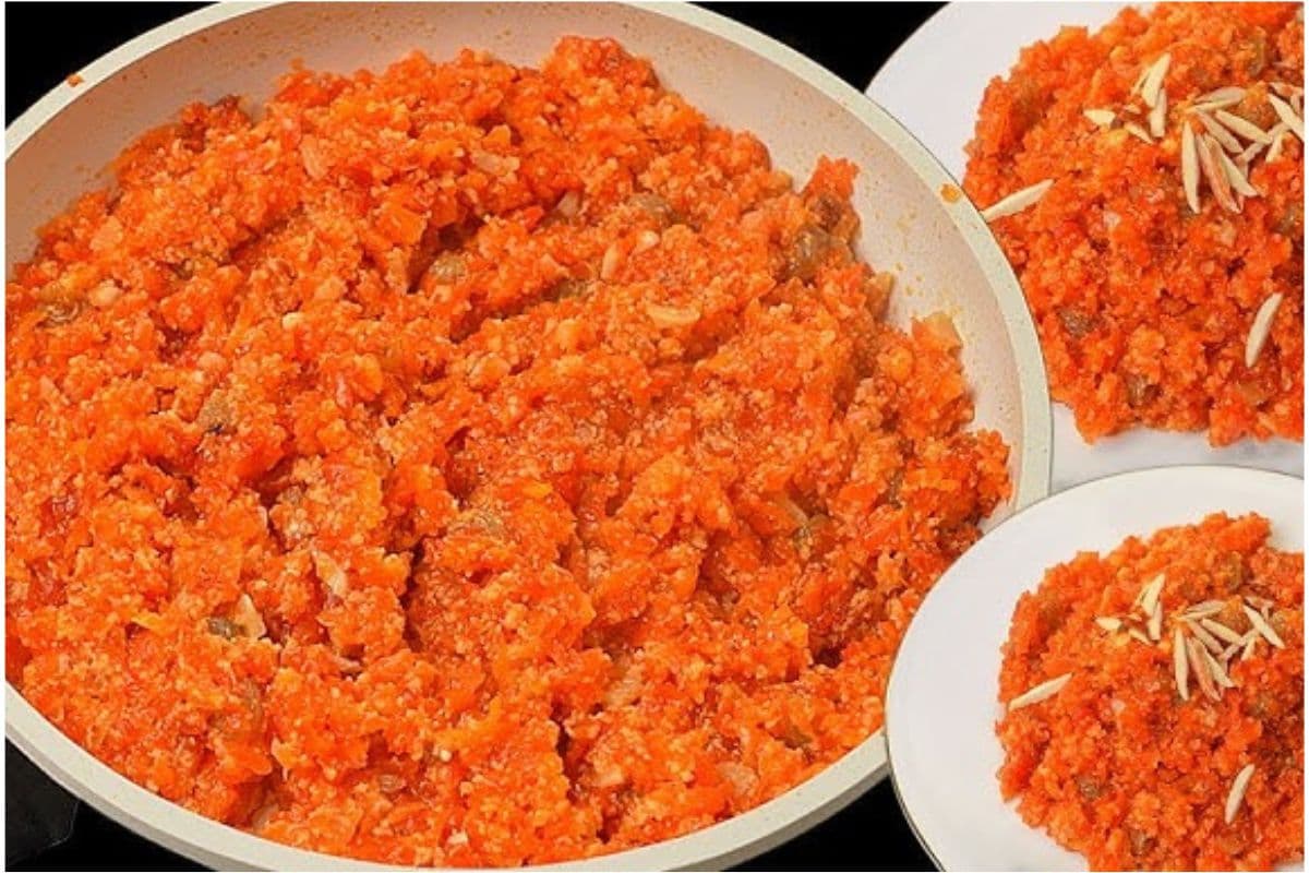 Gajar Halwa Recipe : बस कुछ ही मिनटाें में तैयार करें गर्मागर्म गाजर का हलवा, हर किसी का लेगा दिल जीत