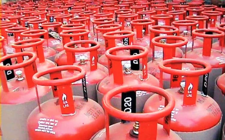 13 जनवरी 2025 को कहां मिल रहा सबसे सस्ता एलपीजी सिलेंडर, यहां देखें रेट