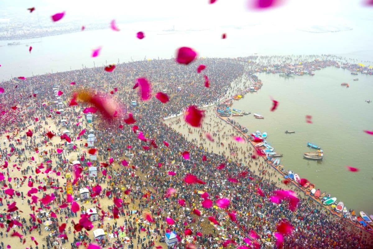 Mahakumbh 2025: महाकुंभ के तीसरे शाही स्नान पर बन रहे दुर्लभ संयोग, मौनी अमावस्या के दिन पुण्य की डुबकी लगाने का टूटेगा रिकॉर्ड