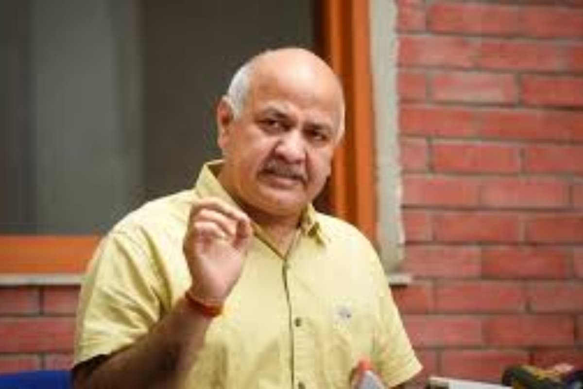 Success Story: एक पत्रकार कैसे बना दिल्ली के शिक्षा मॉडल का चेहरा, पढ़ें डिटेल में
