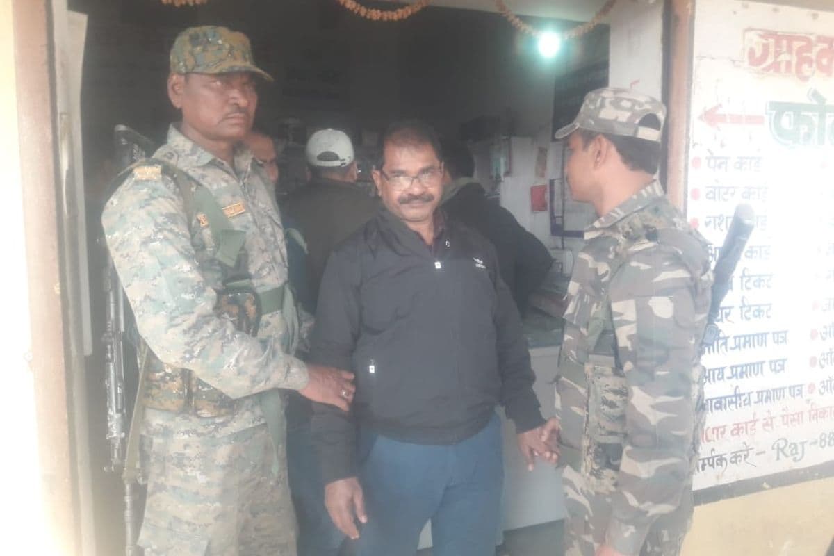 ACB Trap: हजारीबाग से पंचायत सचिव रिश्वत लेते अरेस्ट, एसीबी ने मनरेगा के लाभुक से घूस लेते दबोचा