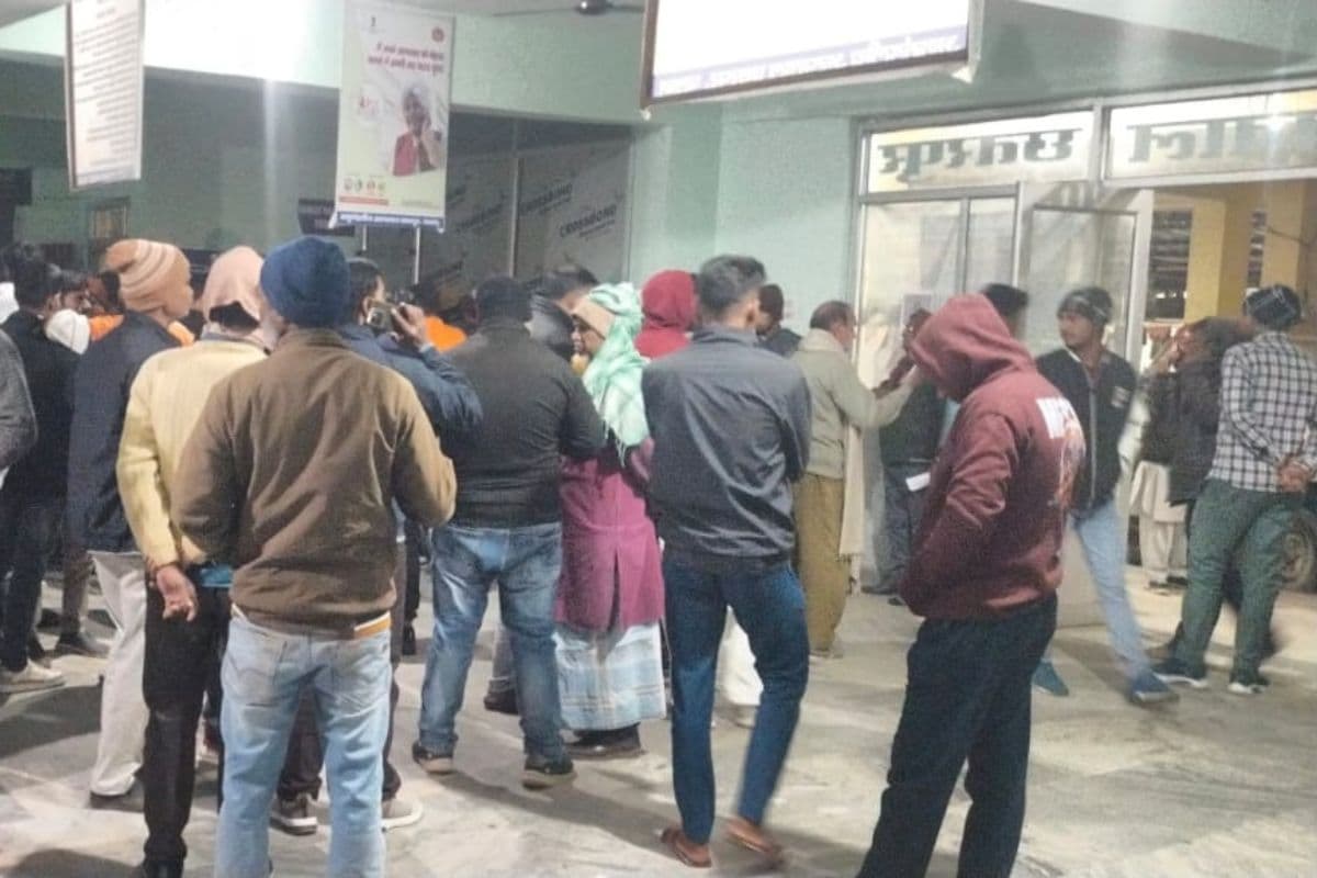 झारखंड के पलामू में दो बाइक की सीधी भिड़ंत, दो युवकों की मौत, दो घायल