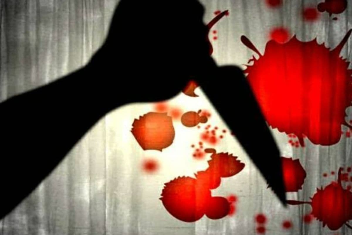 लखनऊ में बेटे ने मां और 4 बहनों को मौत के घाट उतारा, जानिए क्यों?