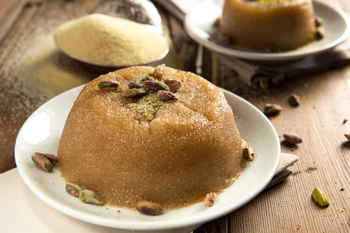 Health Tips: क्यों आपके सेहत के लिए फायदेमंद है सूजी? आप भी जरूर जानें