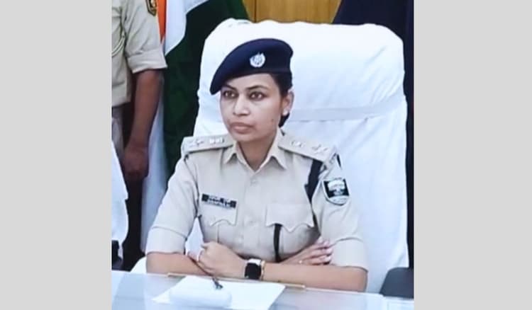 मिथिला पुलिस रेंज की पहली महिला DIG बनीं स्वप्ना मेश्राम, पटना के स्पेशल ब्रांच में रह चुकी हैं एसपी