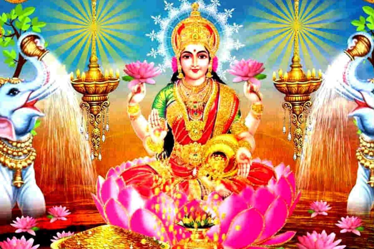 शुक्रवार के दिन जरूर करें वैभव लक्ष्मी की पूजा,जानें पूजन विधि ?