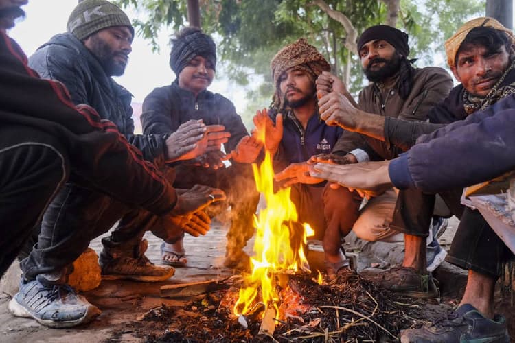 Weather Forecast: एक्टिव होने वाले हैं दो-दो वेस्टर्न डिस्टरबेंस, दिल्ली-यूपी समेत इन राज्यों में बदलेगा मौसम
