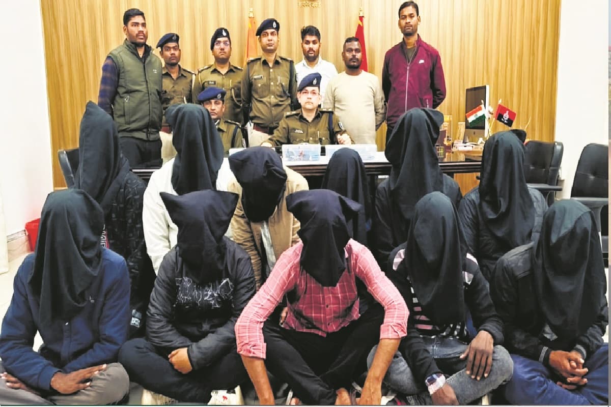 मुंगेर में सजने लगी फिर से हथियारों की मंडी, चरम पर है खरीद-बिक्री, अपराधिक गिरोह भी पहुंचने लगे