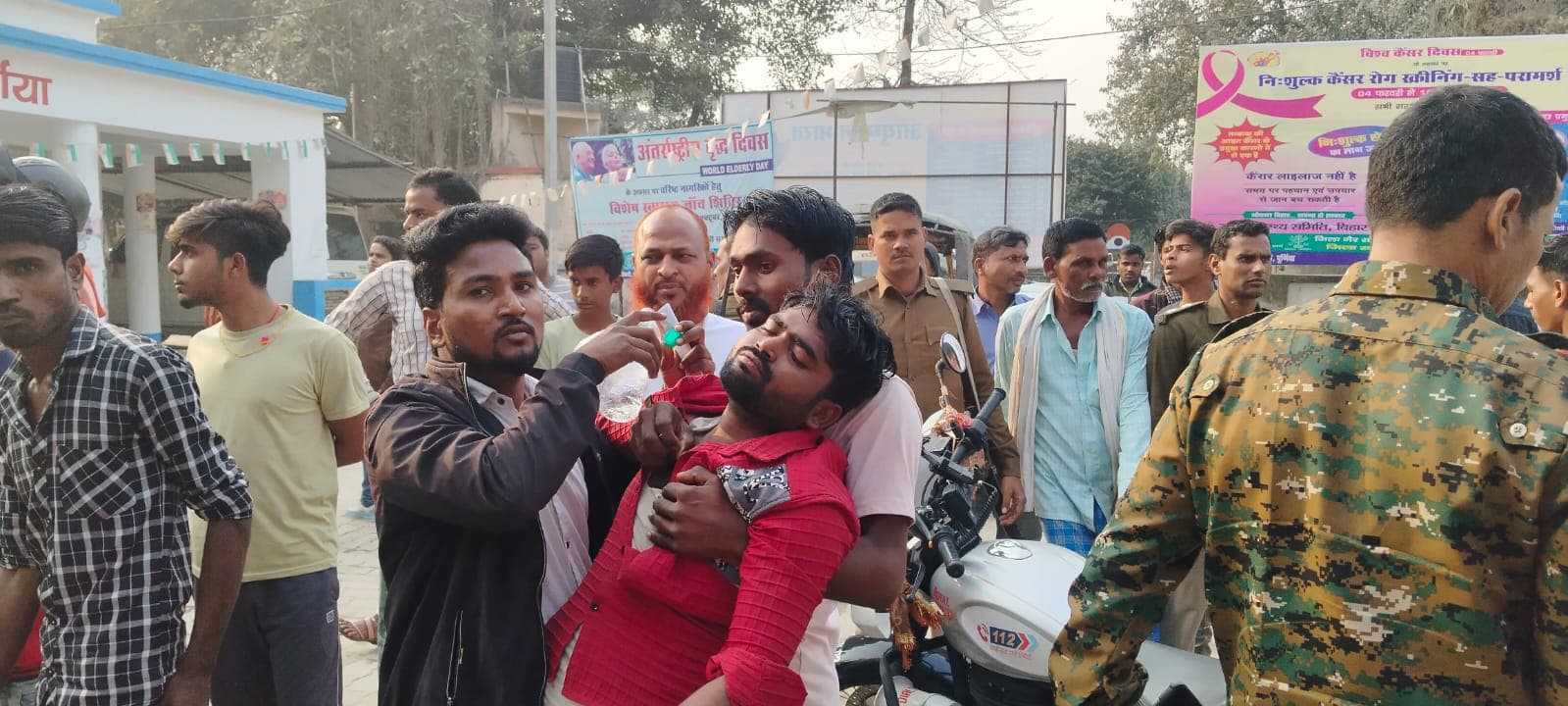 बिहार में 100 रुपए के लिए चले रॉड-चाकू-लाठी और डंडे, खूनी संग्राम में एक युवक को किया अधमरा