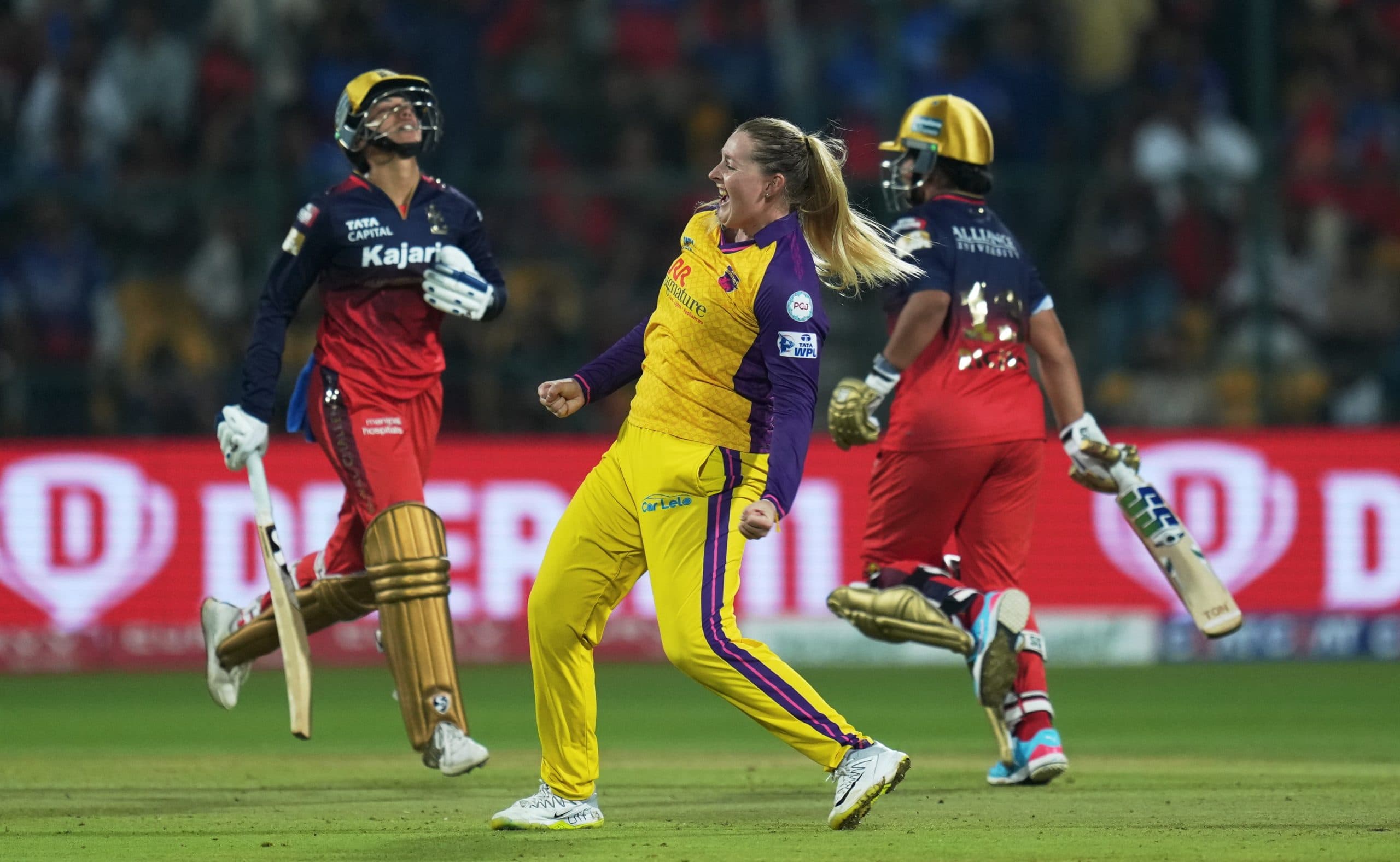 WPL इतिहास में पहली बार, सांसे रोक देने वाला मैच, सुपर ओवर में यूपी ने आरसीबी को हराया