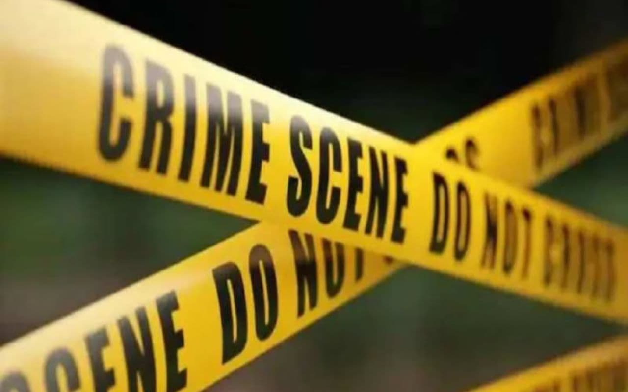 Bhagalpur Crime: चौकीदार के भाई की सिर पर वार कर हत्या, मक्के के खेत से बरामद हुआ शव