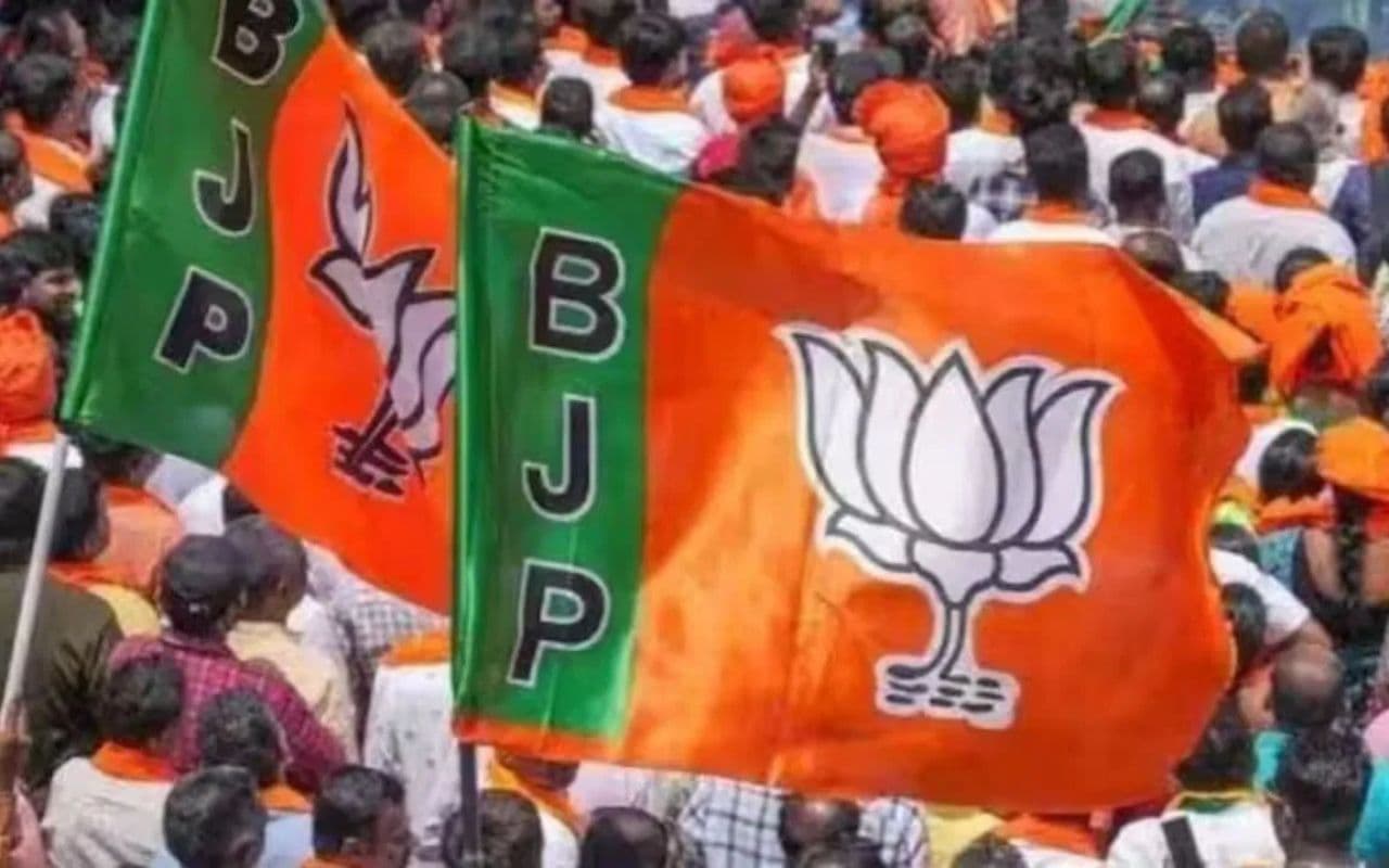 बिहार भाजपा की नयी प्रदेश कमेटी में इन्हें मिलेगी जगह, पटना में अमित शाह की बैठक के बाद हो जाएगा ऐलान...