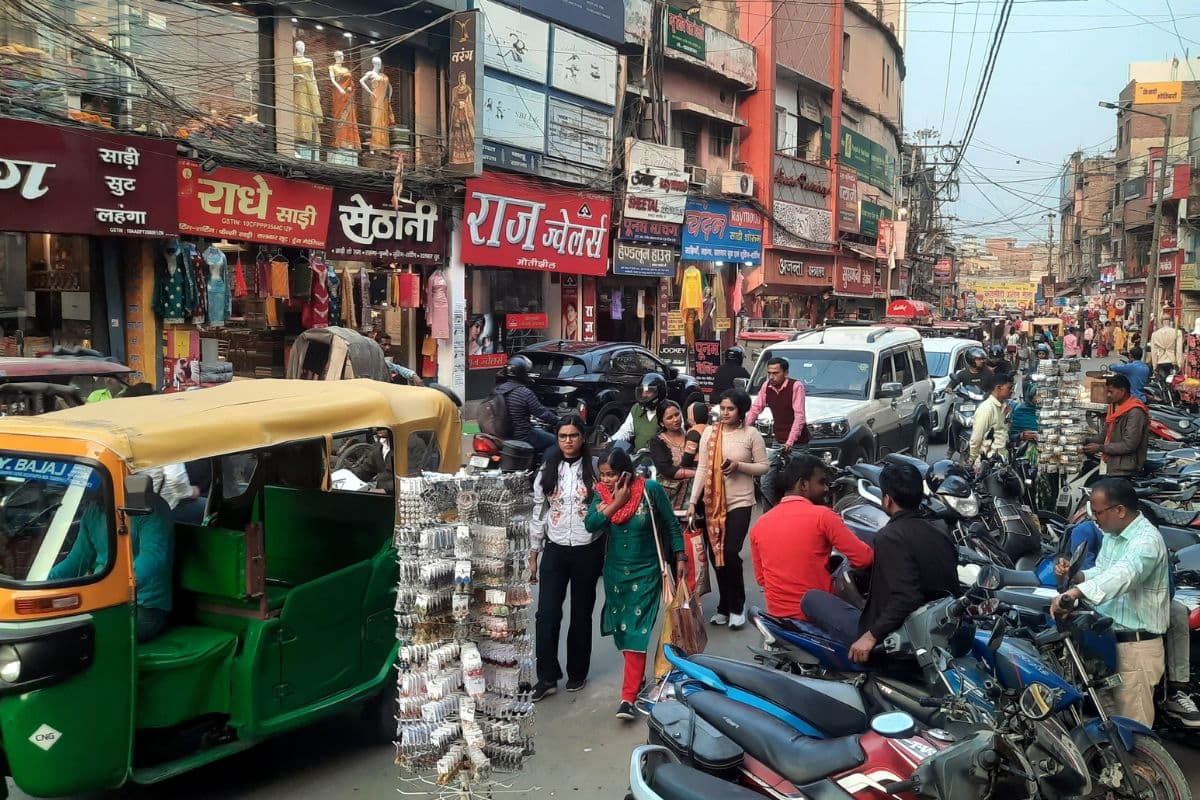 मुजफ्फरपुर के मोतीझील बाजार में बढ़ती भीड़, व्यापारों ने नगर निगम से की ये मांग