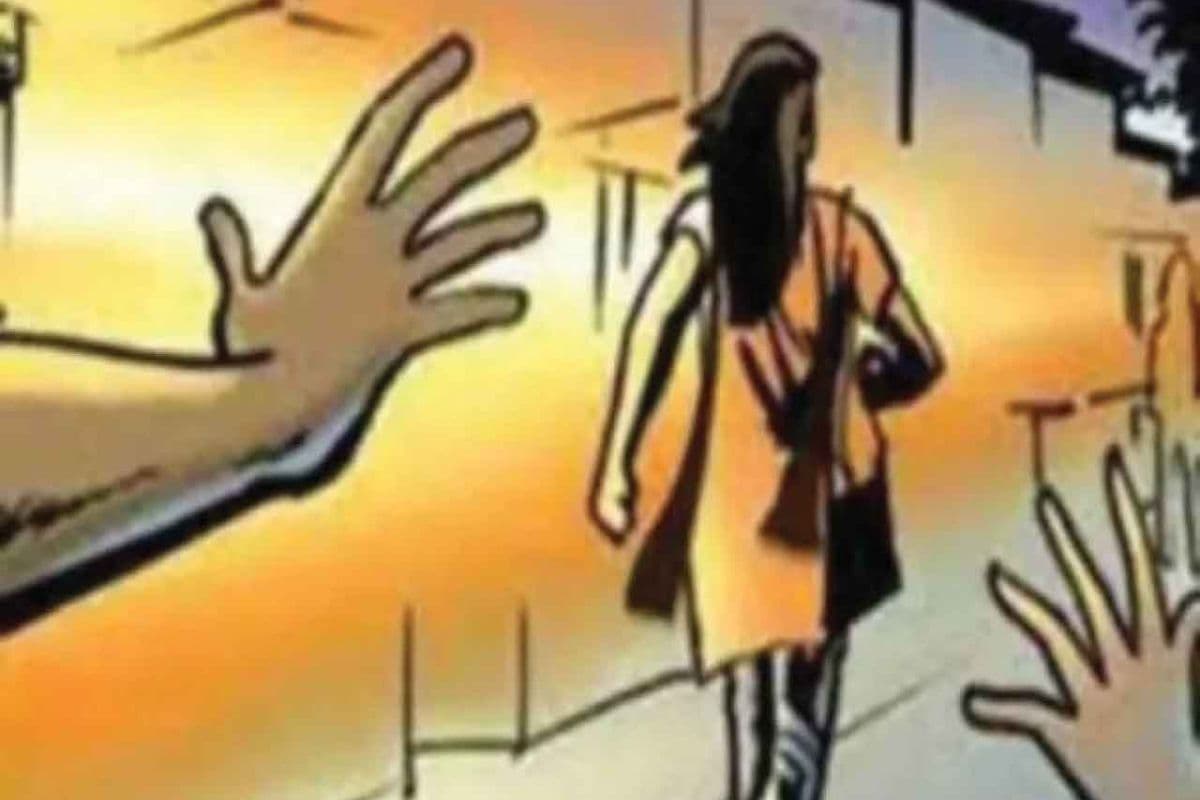 थाने से लौट रही महिला से साथ छेड़छाड़, नशे में धूत युवकों की स्थानीय लोगों ने कर दी पिटाई