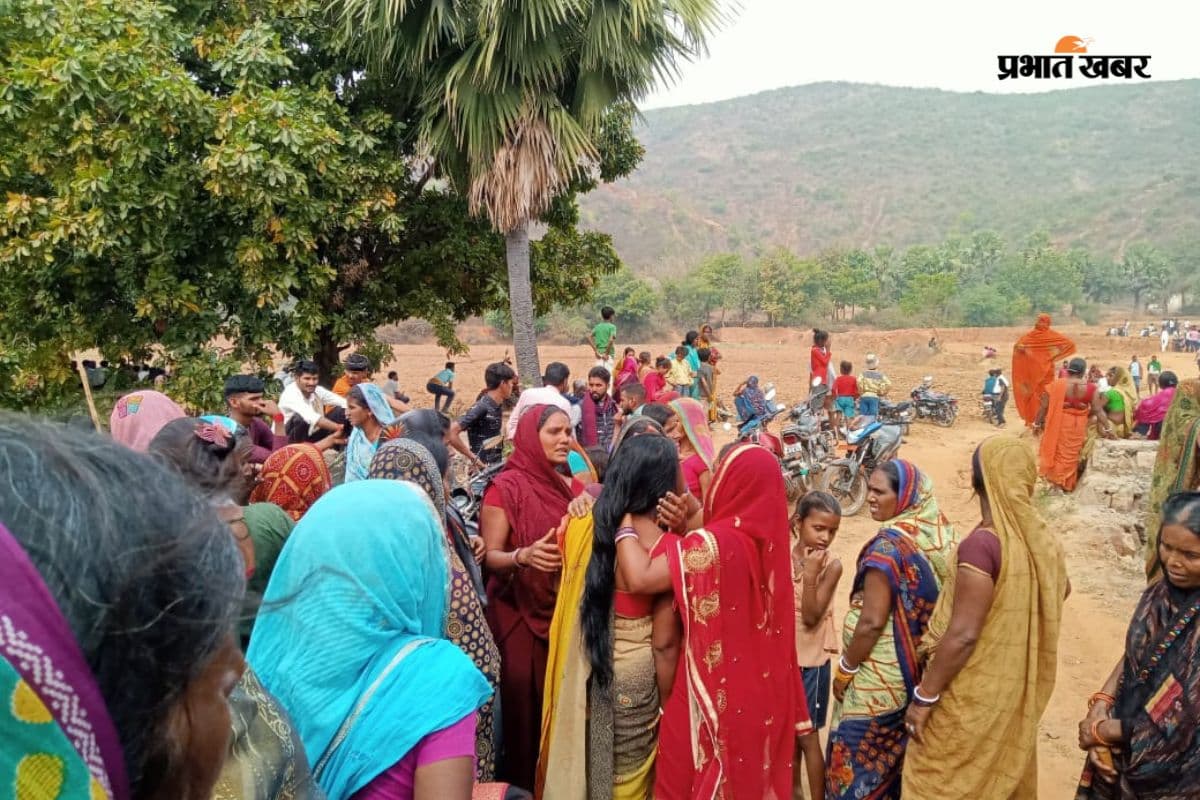 बिहार के लखीसराय में दो शव मिलने से सनसनी, डबल मर्डर की गुत्थी सुलझाने में जुटी पुलिस