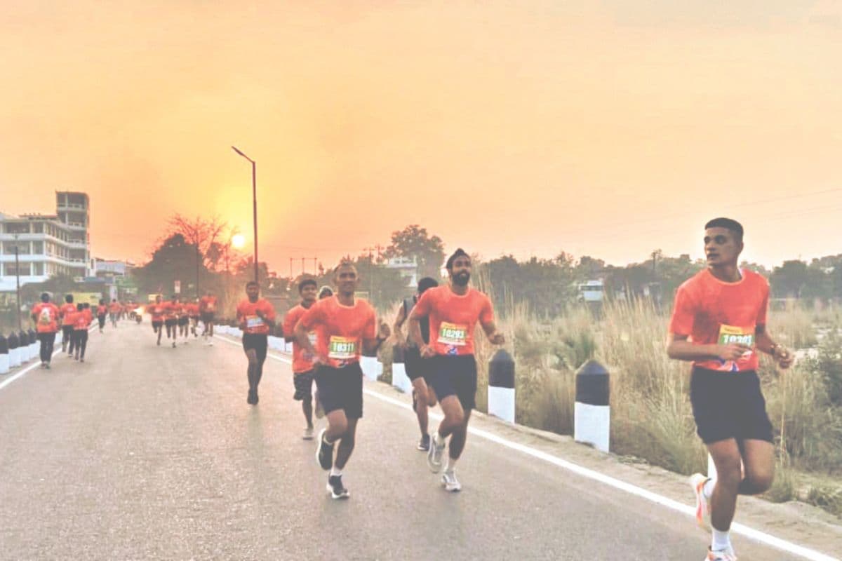 बोधगया मैराथन का रोमांच चरम पर, मंगोलिया के राजदूत समेत हजारों धावकों ने लिया हिस्सा