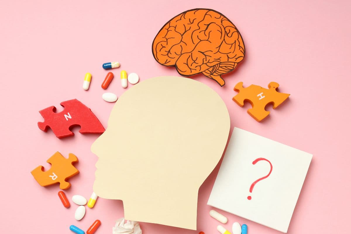 Health Tips: जानें कौन सी आदतें पहुंचा रही है आपके दिमाग को नुकसान, तुरंत इन्हें बदलें 