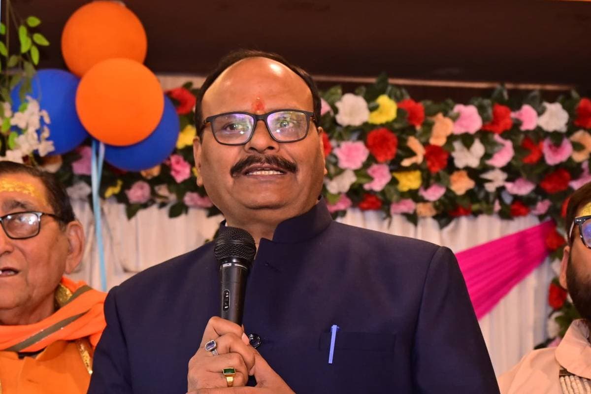 Mahakumbh : फ्रस्टेट हो चुके हैं अखिलेश यादव, महाकुंभ पहुंचे बीजेपी के बड़े नेता का तंज
