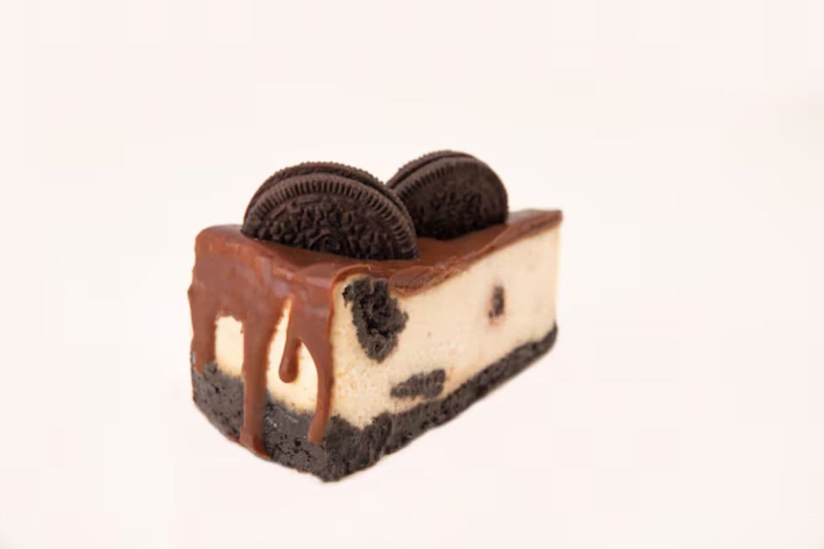 Chocolate Cheesecake Recipe: घर पर आसानी से बनाएं बिना बेक और अंडे का चॉकलेट चीज केक