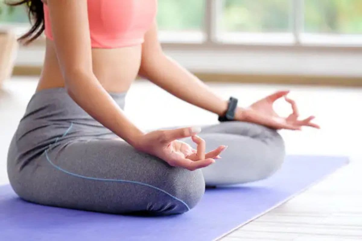 Yoga Tips For PCOD: क्या आप भी पीसीओडी की समस्या से परेशान हैं? करें ये 5 योगासन दूर हो जाएंगी पीरियड्स से जुड़ी सारी परेशानी