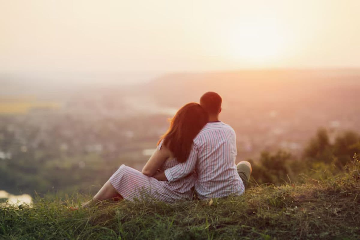 Valentine Week 2025: वैलेंटाइन डे को बनाएं खास, पार्टनर के साथ जाएं इन रोमांटिक डेस्टिनेशन्स पर