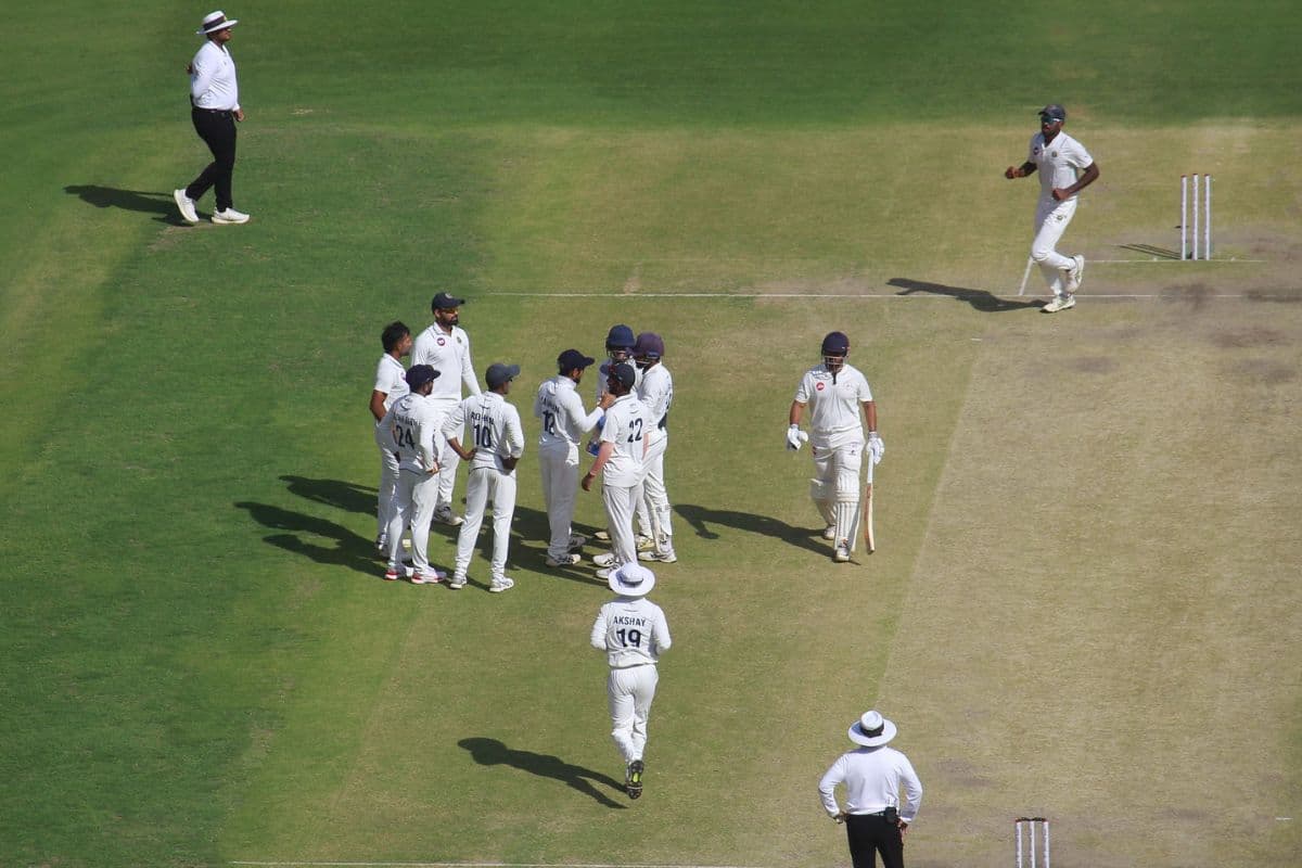 अब रणजी ट्रॉफी में कनकशन सब्स्टीट्यूट को लेकर विवाद, स्पिनर की जगह उतरा ‘बल्लेबाज’, केरल ने उठाए सवाल