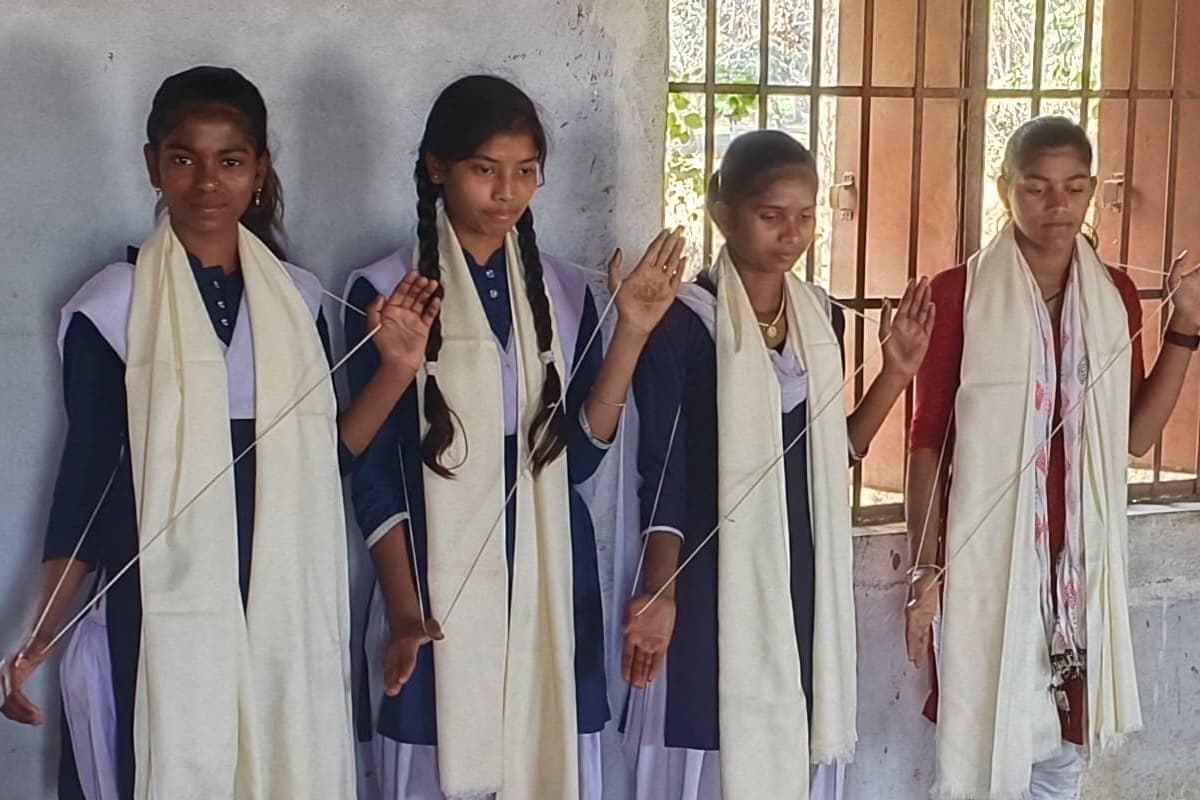 बिहार का एक गांव ऐसा, जहां बेटियां धारण करती हैं जनेऊ, दिलचस्प है दशकों की परंपरा की कहानी