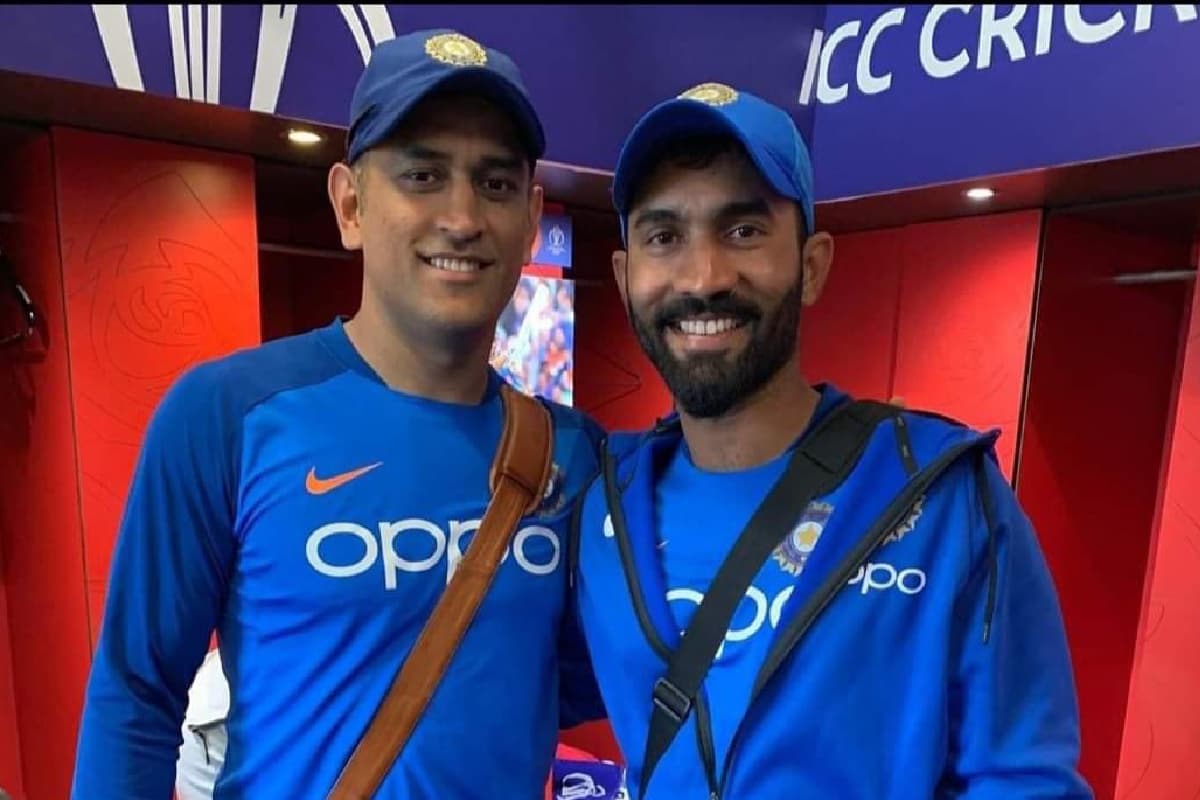 दिनेश कार्तिक ने तोड़ दिया एमएस धोनी का वर्षों पुराना टी20 रिकॉर्ड, फिर 'माही' के लिए कह दी बड़ी बात