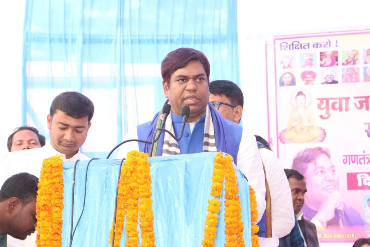 नीरज बबलू के बयान पर VIP का पलटवार, कहा- भाजपा आम मुद्दों से भटकाना चाहती