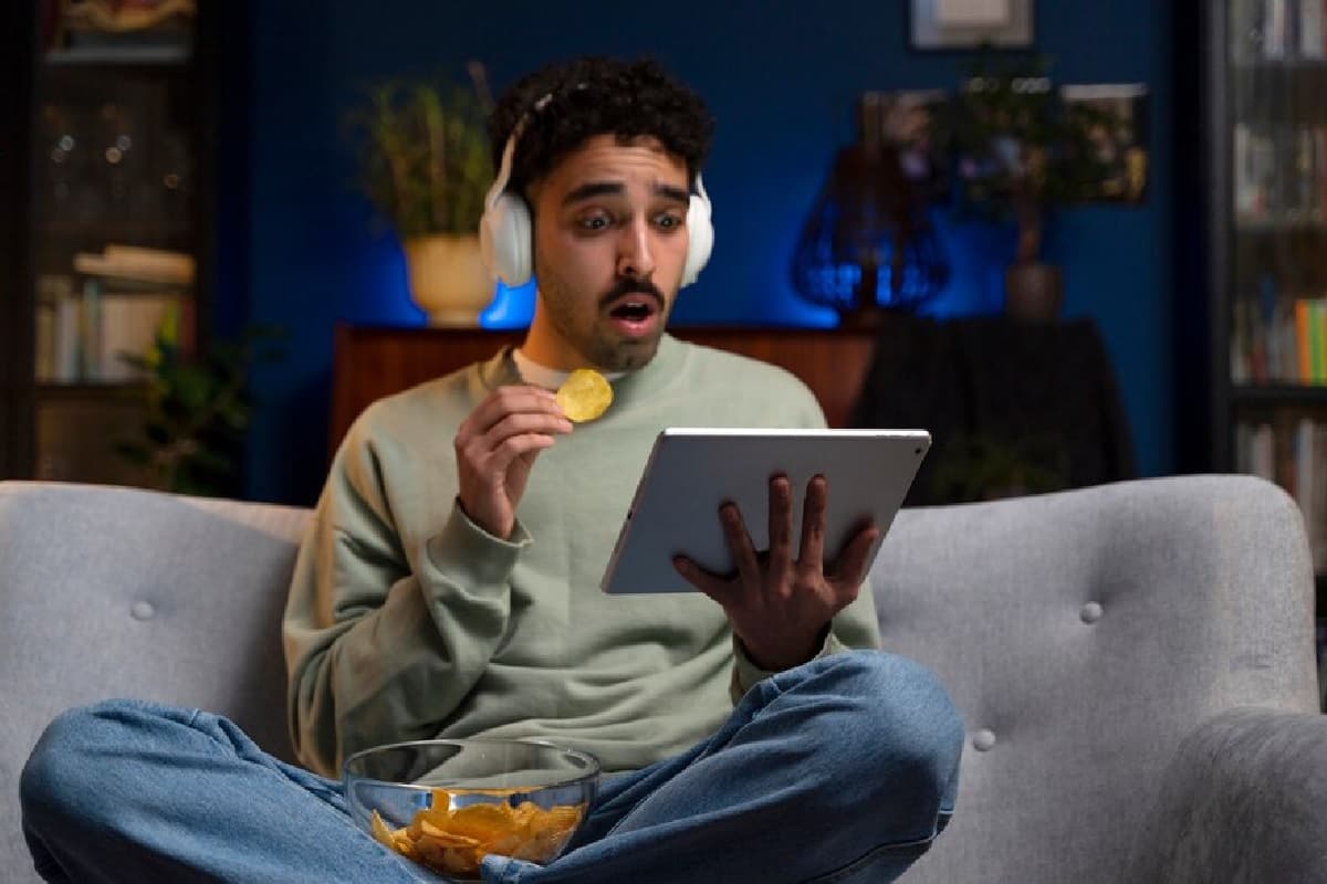 OTT Guidelines: ओटीटी पर सरकार सख्त, रणवीर इलाहाबादिया विवाद के बाद नई गाइडलाइंस जारी