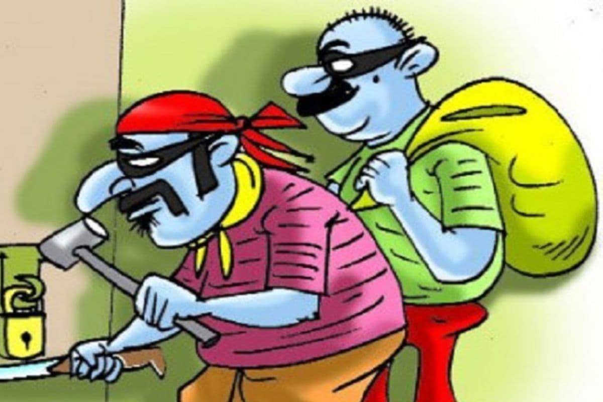 भागलपुर में एयरपोर्ट के पीछे चोरों ने घर में घुसकर हाथ किया साफ, मंदिर को भी नहीं छोड़ा