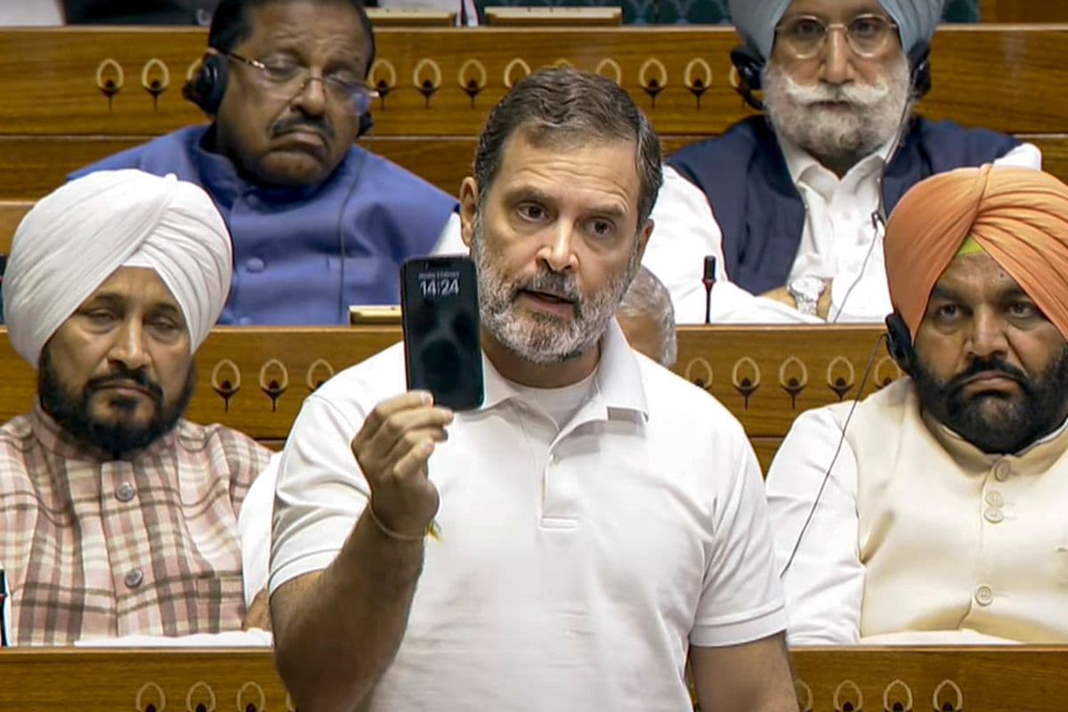 Rahul Gandhi In Lok Sabha: संविधान, मोहन भागवत, फर्जी वोटर…राहुल गांधी ने चुन-चुनकर मोदी सरकार पर बोला हमला