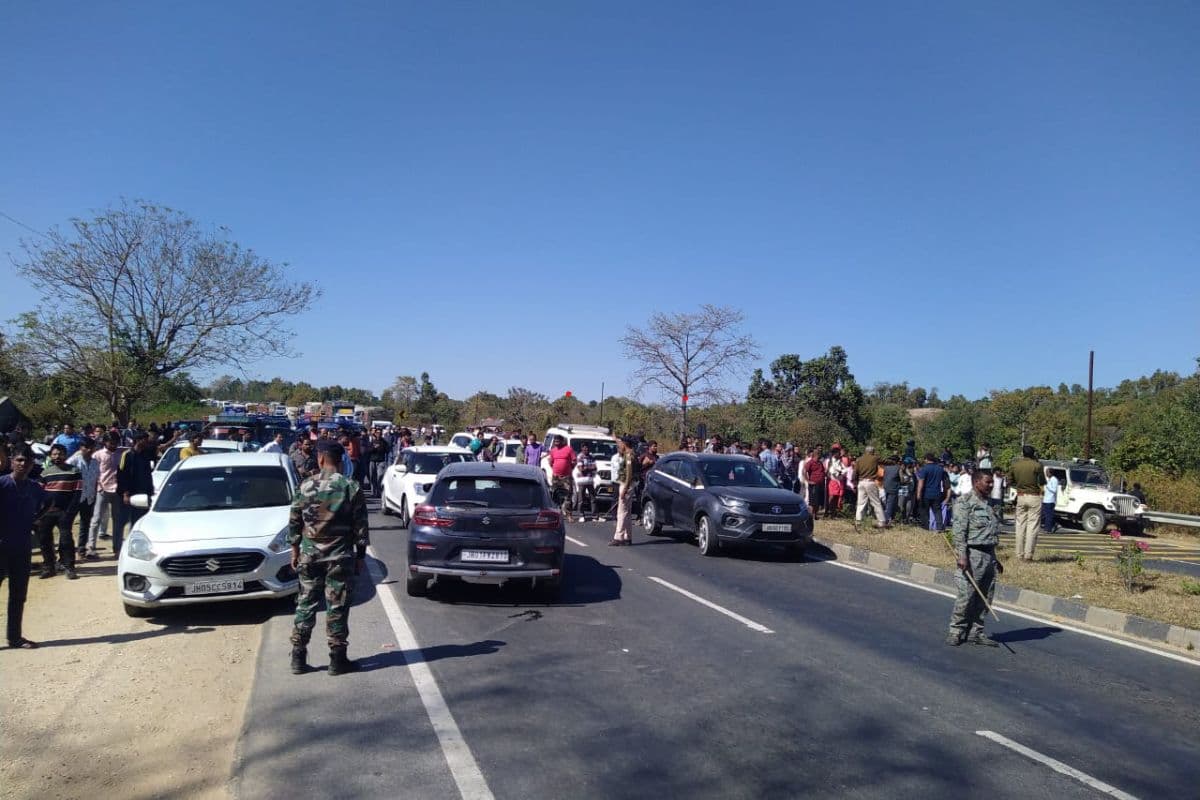 रांची में पलटा डीजल टैंकर, लगी भीषण आग, घटनास्थल पर मची अफरा-तफरी, देखें Video