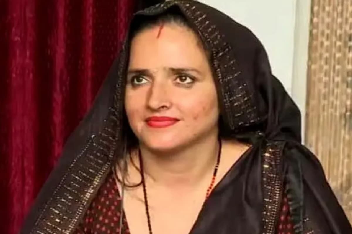 यूट्यूब से हर महीने कितना कमाती है सीमा हैदर? जानें कितने चैनल की है मालकिन